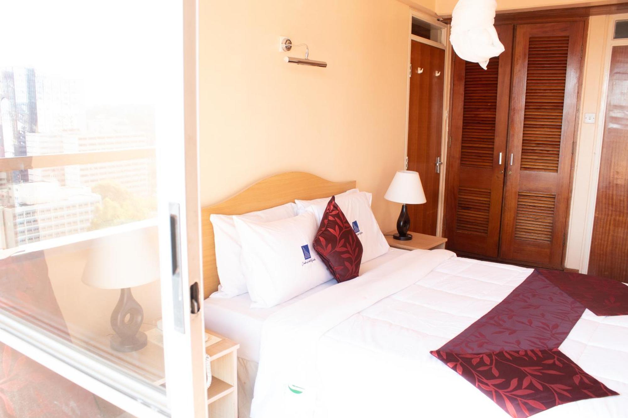 Chester Hotel And Suites Nairobi, City Centre Cbd Exteriör bild